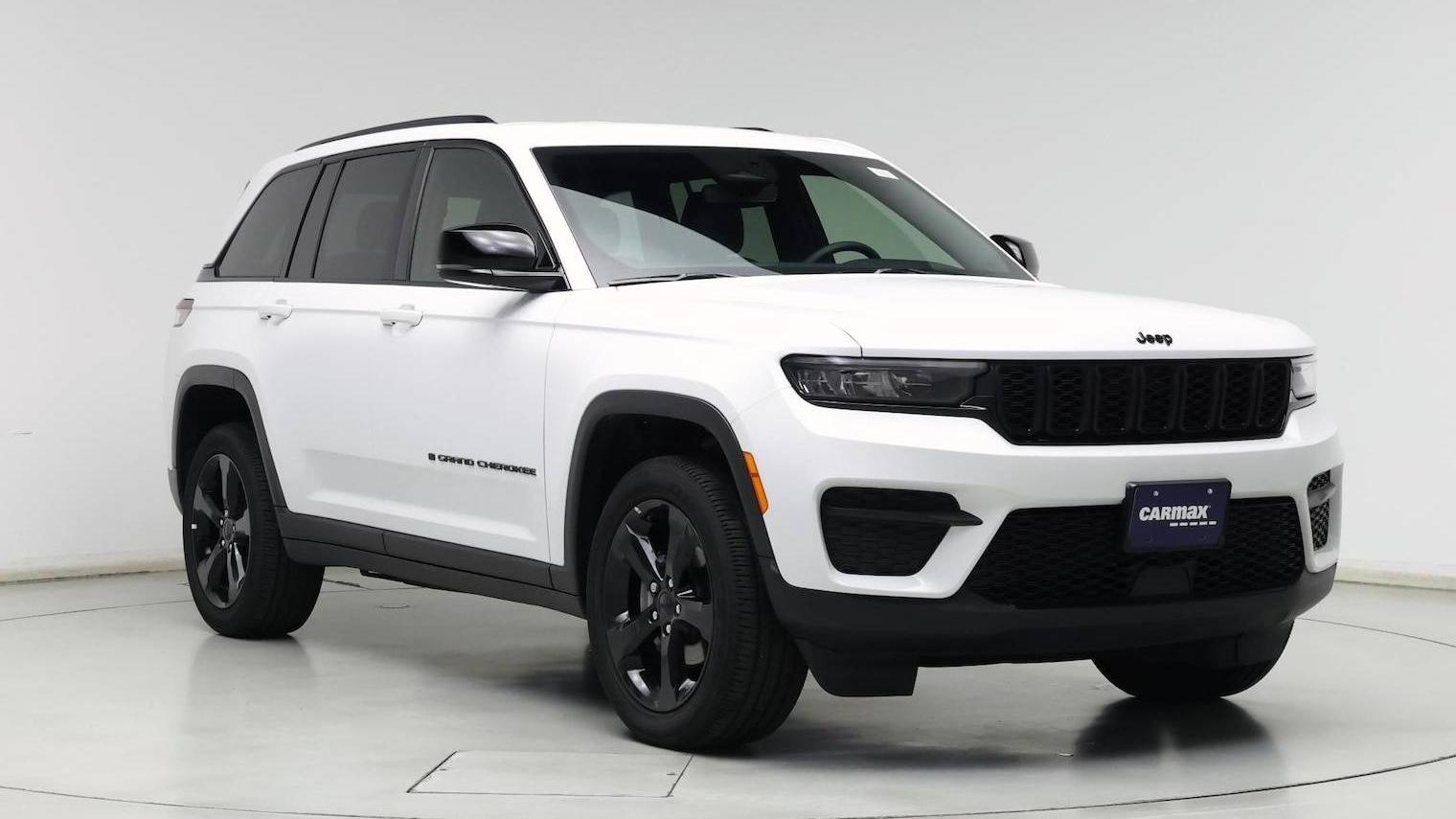 JEEP GRAND CHEROKEE 2023 1C4RJHAG4P8704924 image